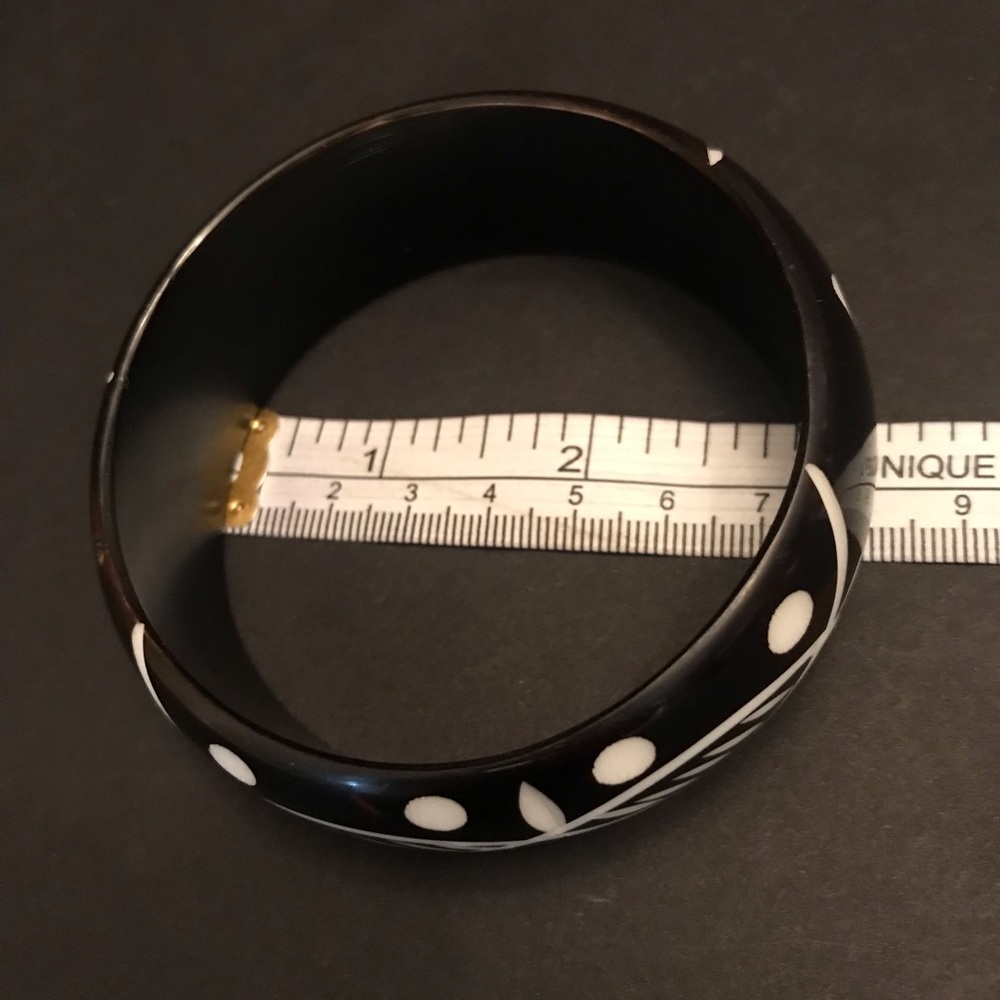 3 In 1 Gorgeous Bangle Set - Picture 5 of 6